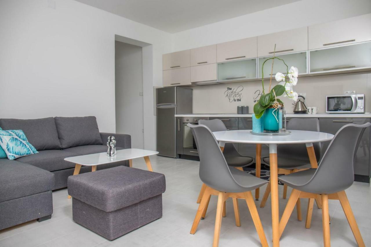 Apartments Zorica ดรามัลย์ ภายนอก รูปภาพ