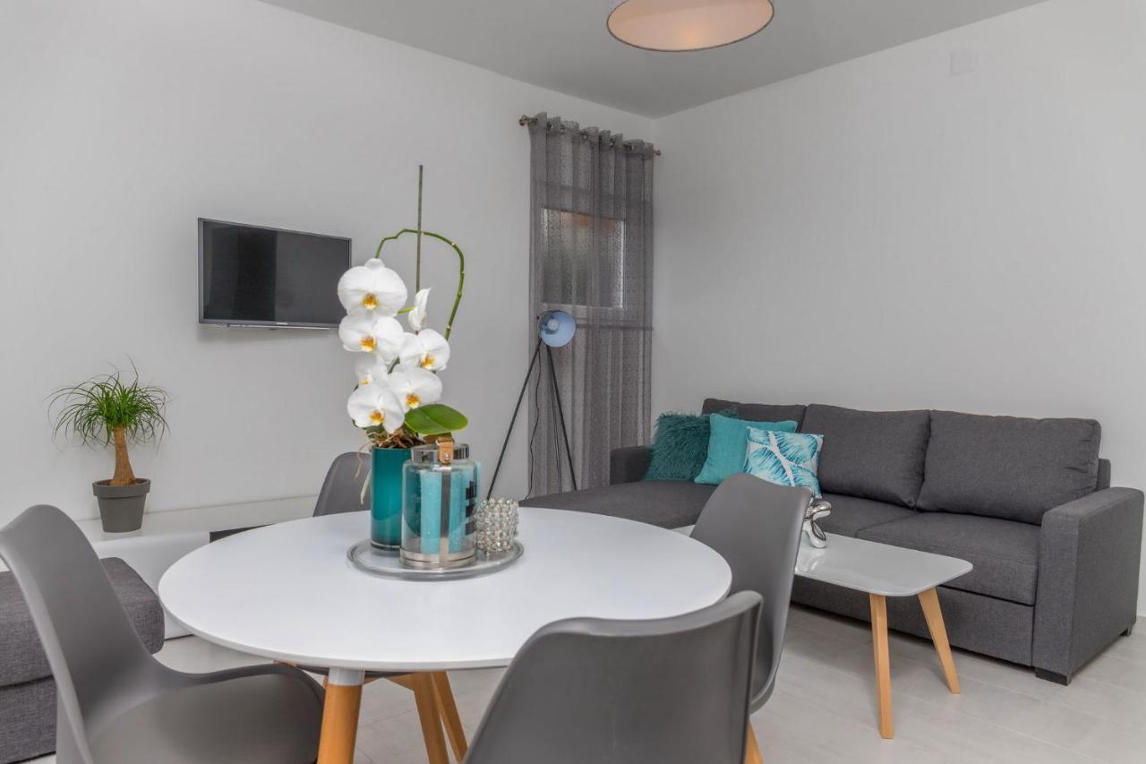 Apartments Zorica ดรามัลย์ ภายนอก รูปภาพ